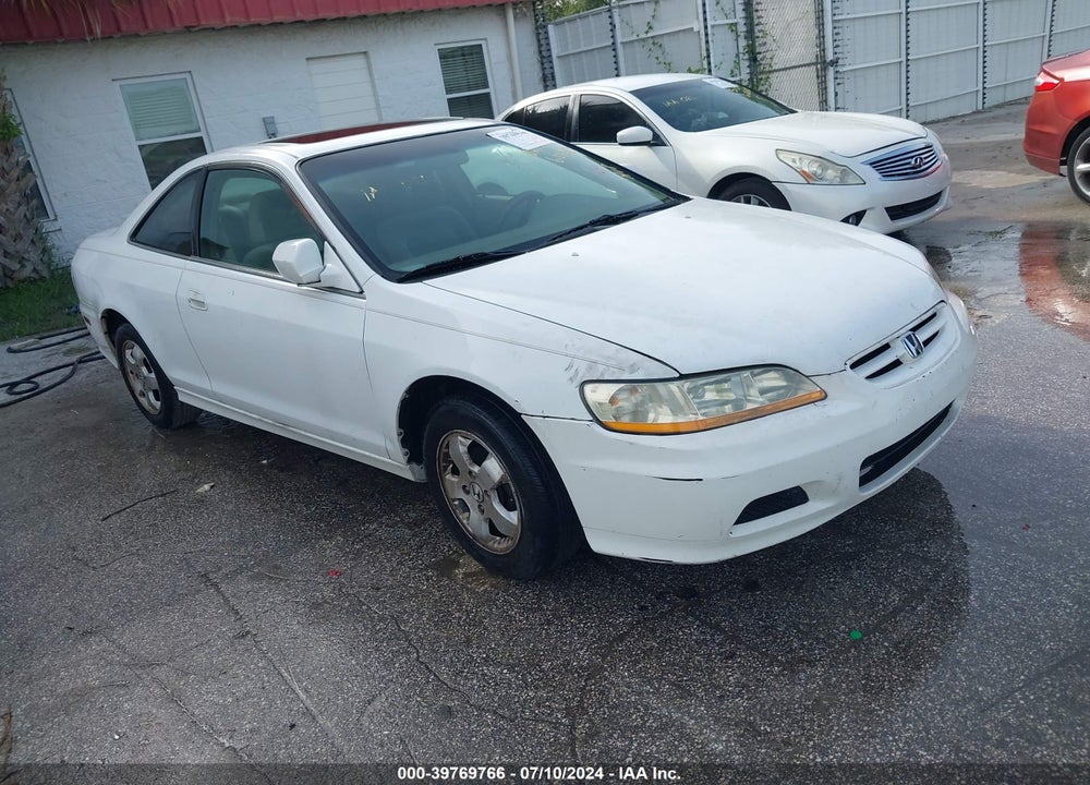 2001 HONDA ACCORD 2.3 EX VIN: 1HGCG325X1A020823