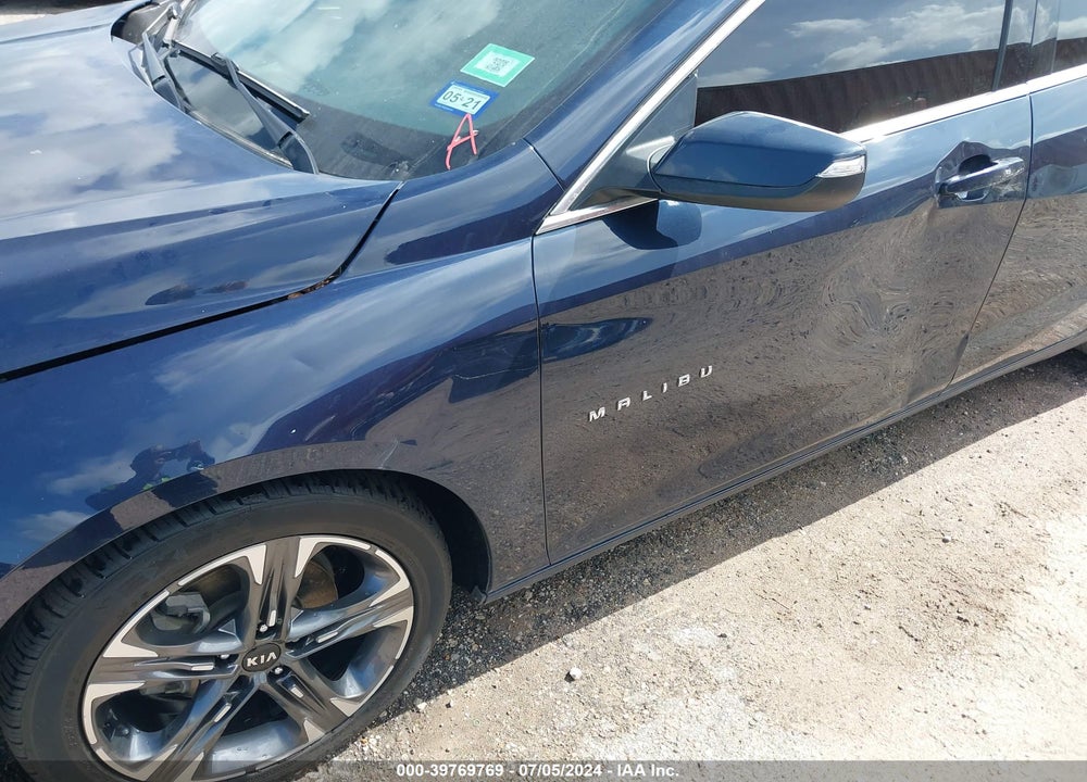 2018 CHEVROLET MALIBU LT VIN: 1G1ZD5ST4JF171549