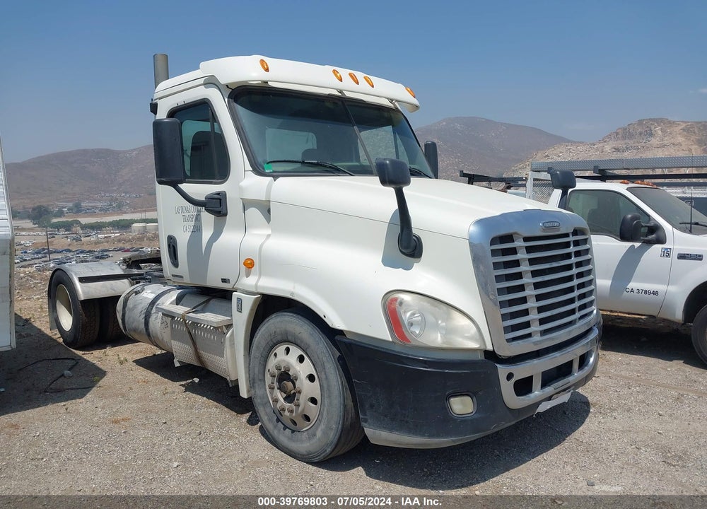 2012 FREIGHTLINER CASCADIA 125 VIN: 1FUBGDDV2CSBD7023