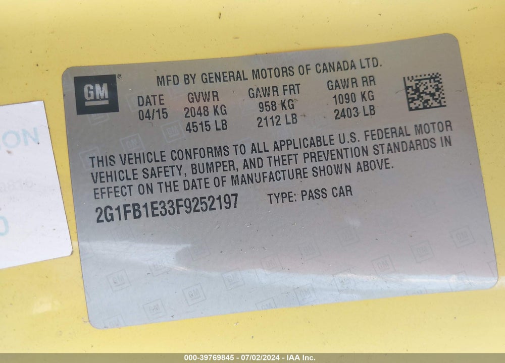2015 CHEVROLET CAMARO VIN: 2G1FB1E33F9252197
