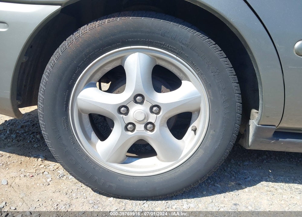 2004 FORD TAURUS SES VIN: 1FAFP55U14G101713