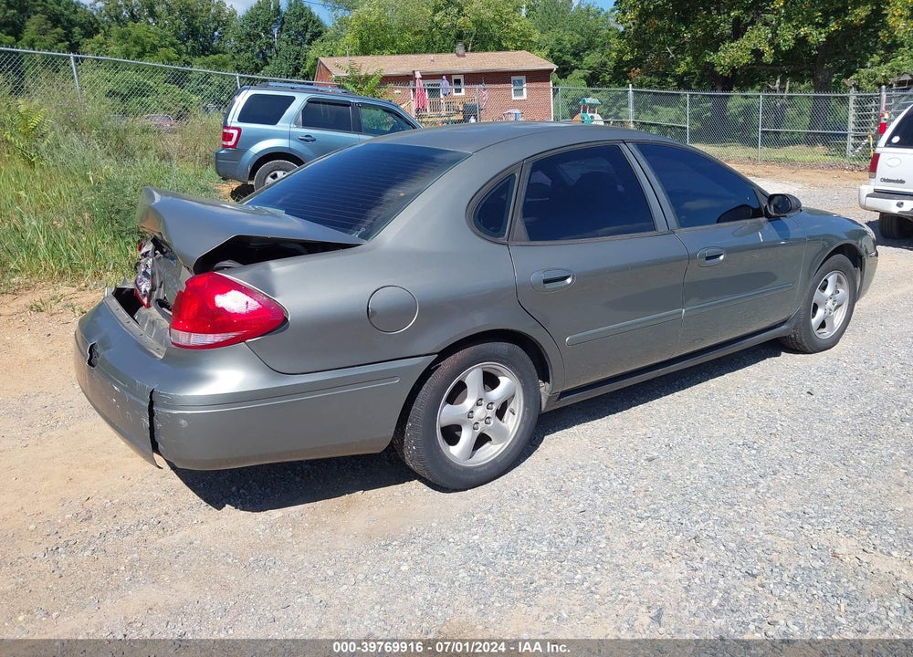 2004 FORD TAURUS SES VIN: 1FAFP55U14G101713