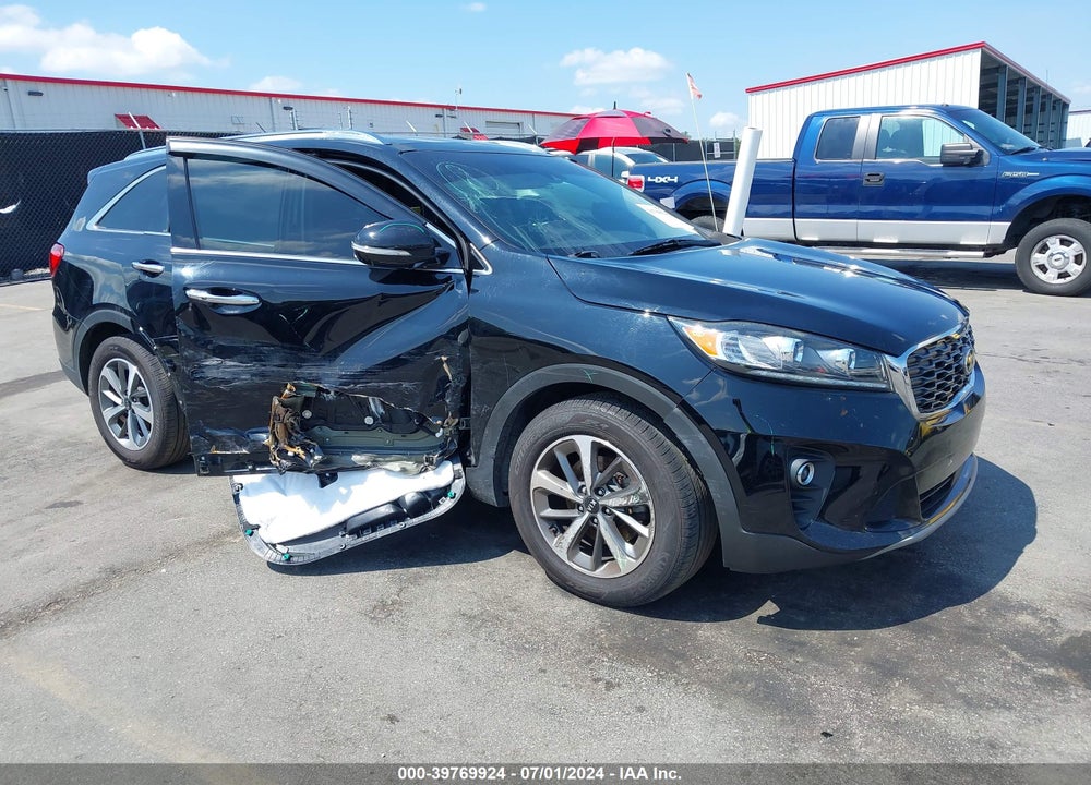 2019 KIA SORENTO 3.3L EX VIN: 5XYPHDA53KG460162