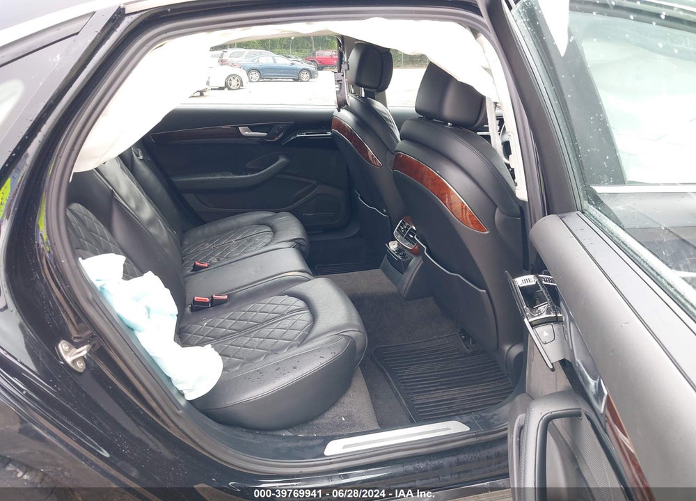 2014 AUDI A8 L 4.0T VIN: WAUR2AFD9EN007151
