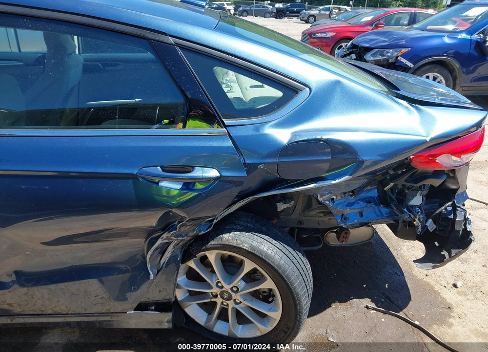 2019 FORD FUSION SE VIN: 3FA6P0HD0KR102341