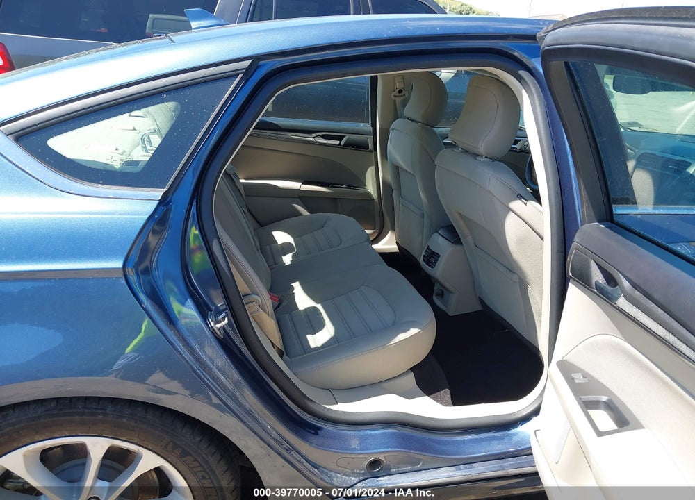 2019 FORD FUSION SE VIN: 3FA6P0HD0KR102341