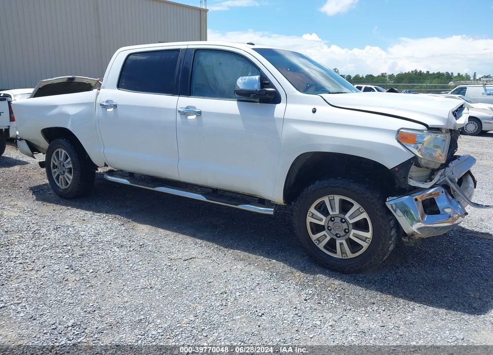 2014 TOYOTA TUNDRA 1794 5.7L V8 VIN: 5TFAW5F10EX354213