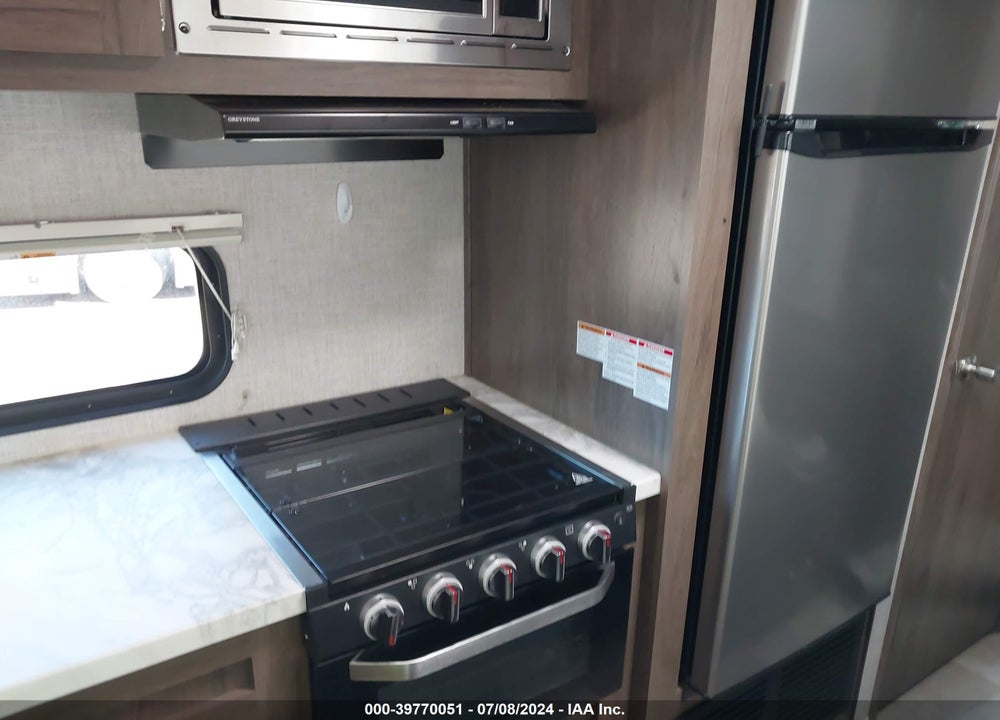 2021 FOREST RIVER OTHER VIN: 5ZT2DESB6M9006474