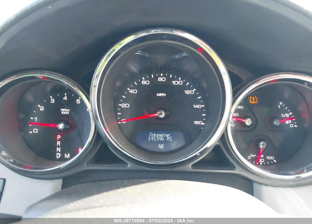 2011 CADILLAC CTS LUXURY VIN: 1G6DE5EY1B0102122
