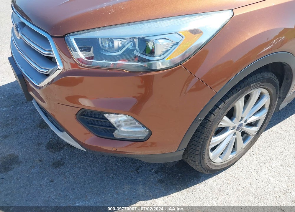2017 FORD ESCAPE TITANIUM VIN: 1FMCU9JD6HUC33825