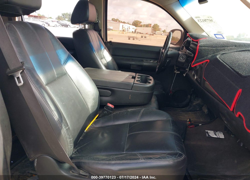 2008 GMC SIERRA 1500 SLE1 VIN: 3GTEC13J98G279933