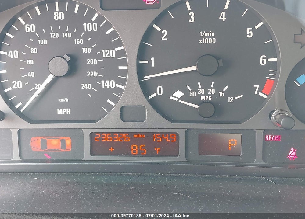 2003 BMW 325XI VIN: WBAEU33493PM58011