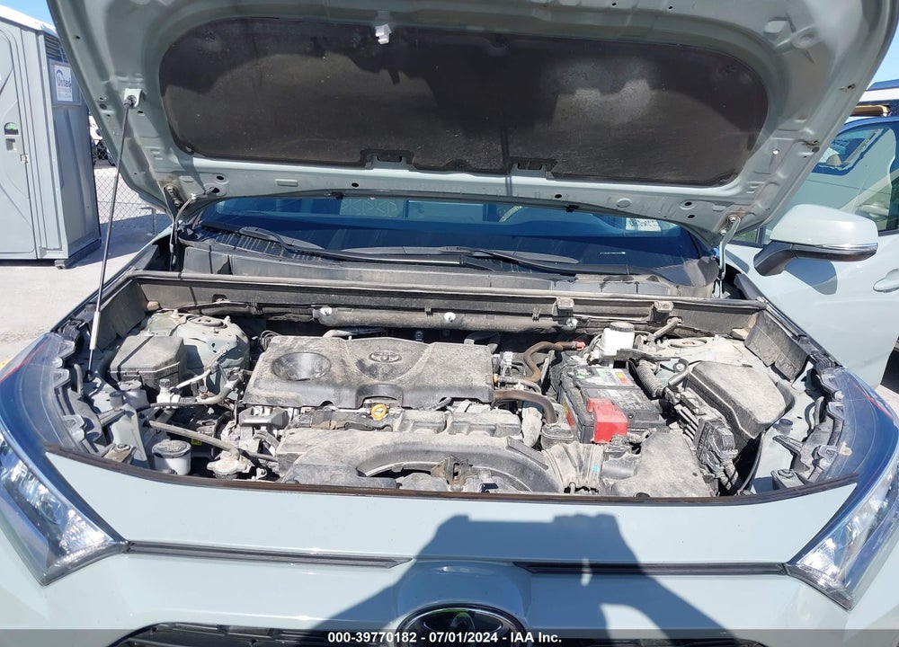 2021 TOYOTA RAV4 XLE VIN: 2T3W1RFV4MW139323