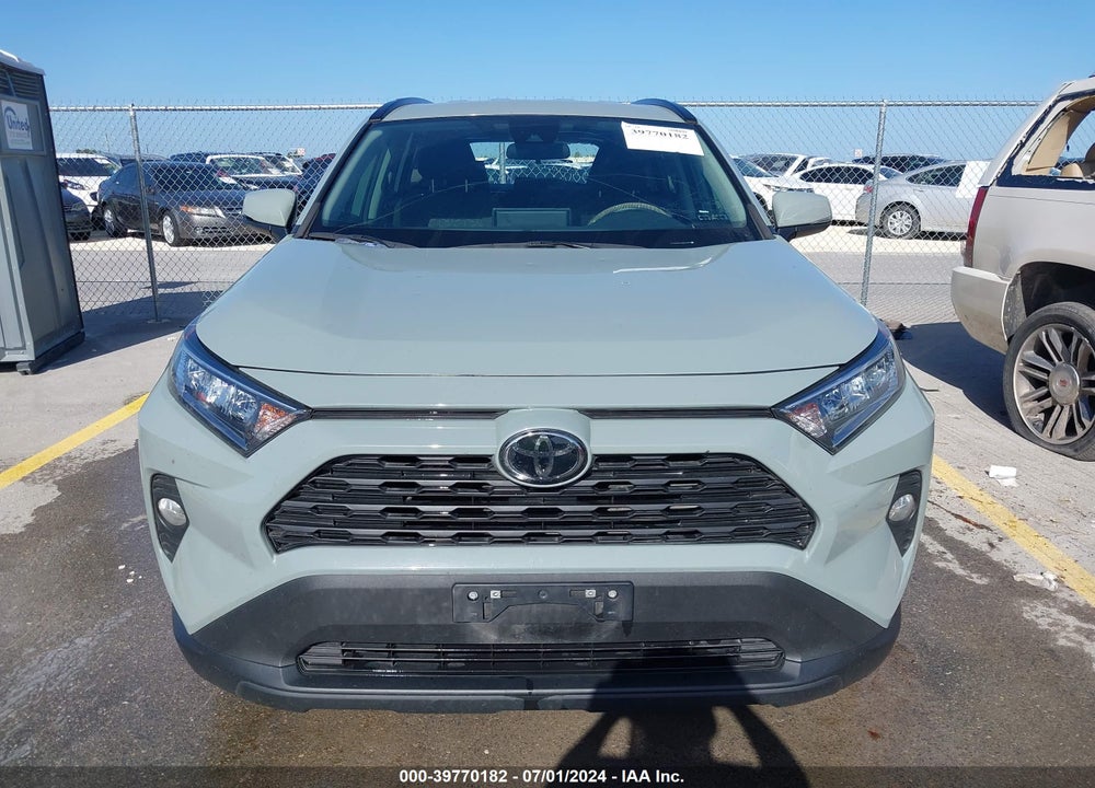 2021 TOYOTA RAV4 XLE VIN: 2T3W1RFV4MW139323