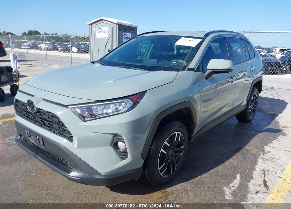 2021 TOYOTA RAV4 XLE VIN: 2T3W1RFV4MW139323
