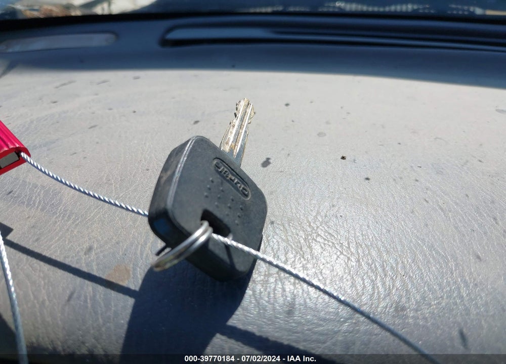 2001 NISSAN ALTIMA GXE VIN: 1N4DL01D81C223578
