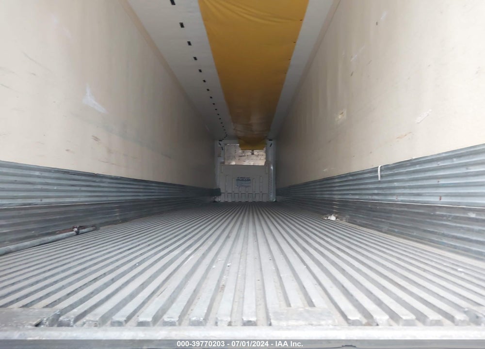 2003 WABASH NATIONAL CORP --- VIN: 1JJV482W53L836973