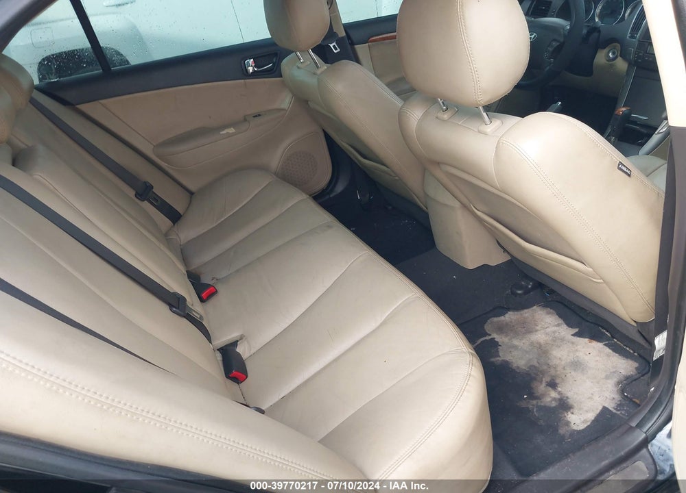 2009 HYUNDAI SONATA LIMITED V6 VIN: 5NPEU46F89H481242