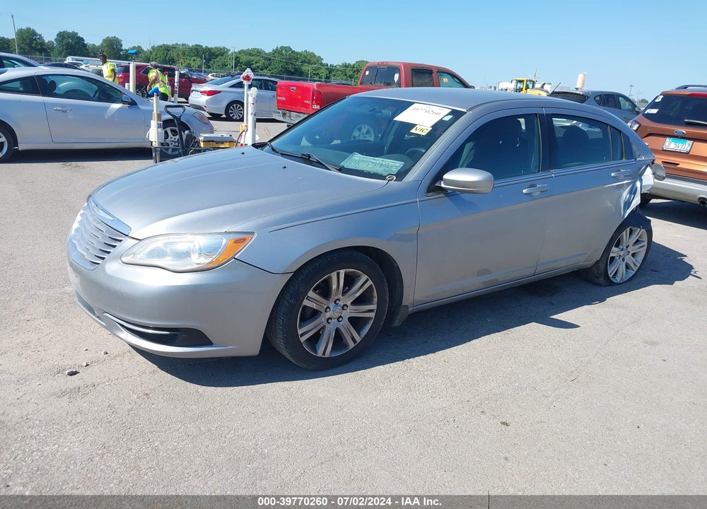 2013 CHRYSLER 200 LX VIN: 1C3CCBAB4DN764320