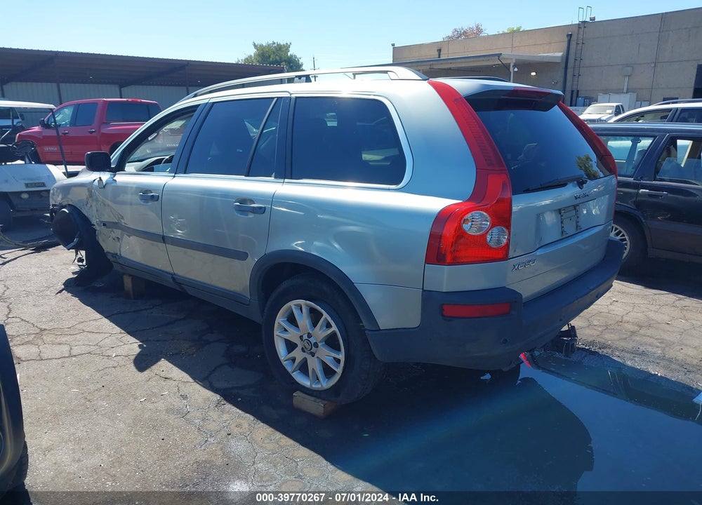 2005 VOLVO XC90 2.5T AWD VIN: YV1CZ592851142161