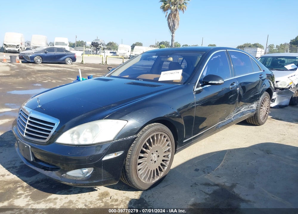 2007 MERCEDES-BENZ S 550 VIN: WDDNG71X47A076160