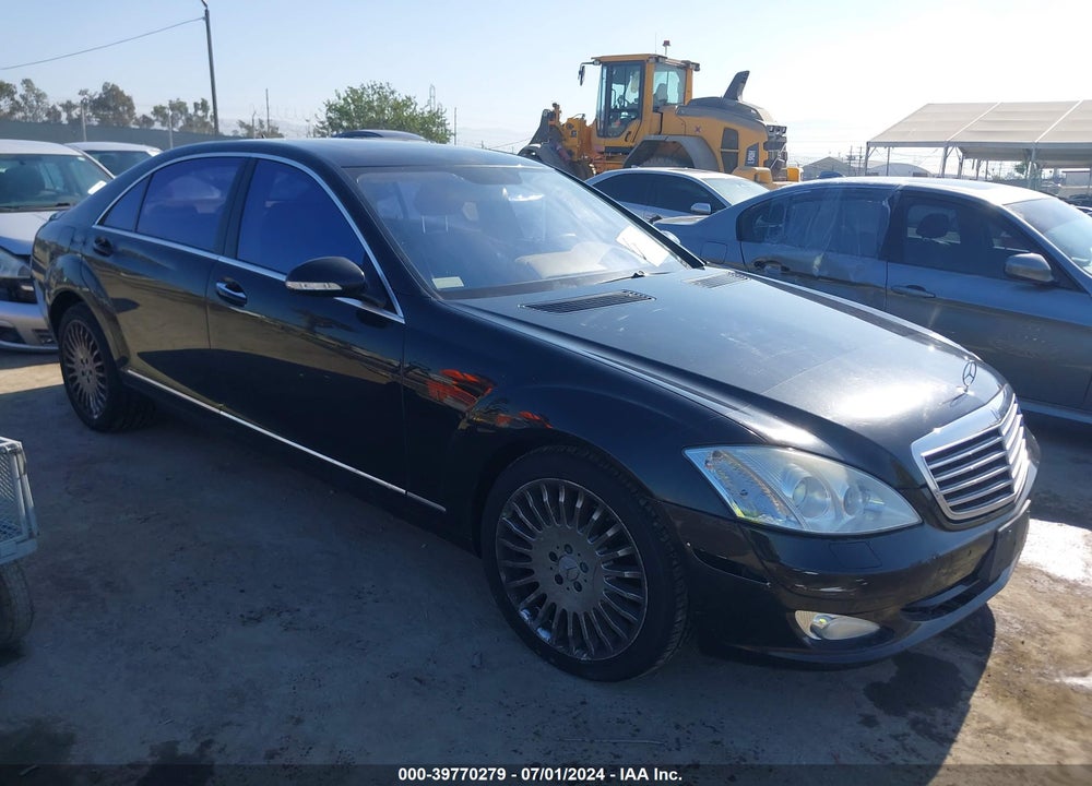 2007 MERCEDES-BENZ S 550 VIN: WDDNG71X47A076160