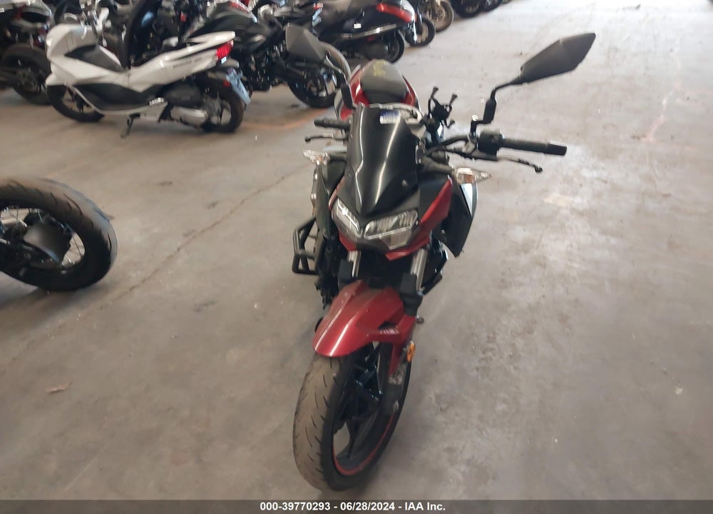 2019 KAWASAKI ER400 D VIN: JKAERKD15KDA49388