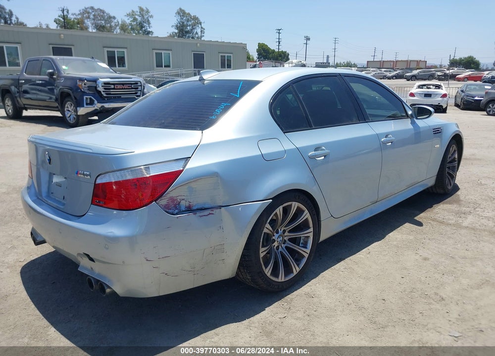 2006 BMW M5 VIN: WBSNB93536B583617