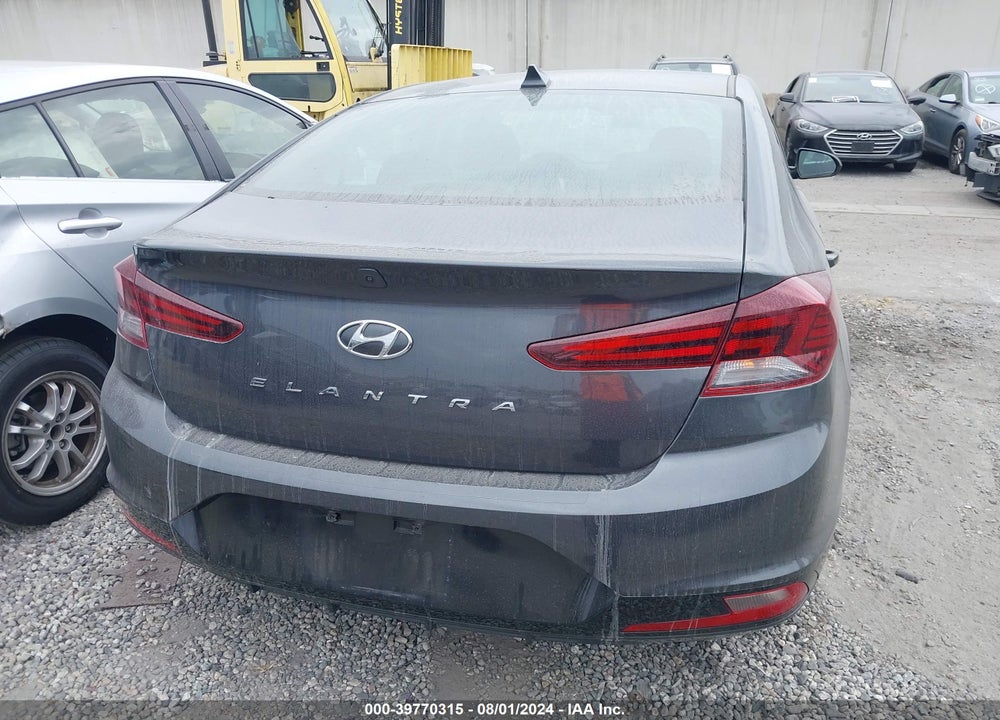 2020 HYUNDAI ELANTRA SEL VIN: 5NPD84LF8LH569526