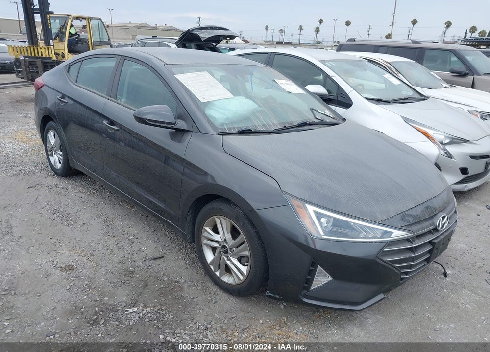 2020 HYUNDAI ELANTRA SEL VIN: 5NPD84LF8LH569526