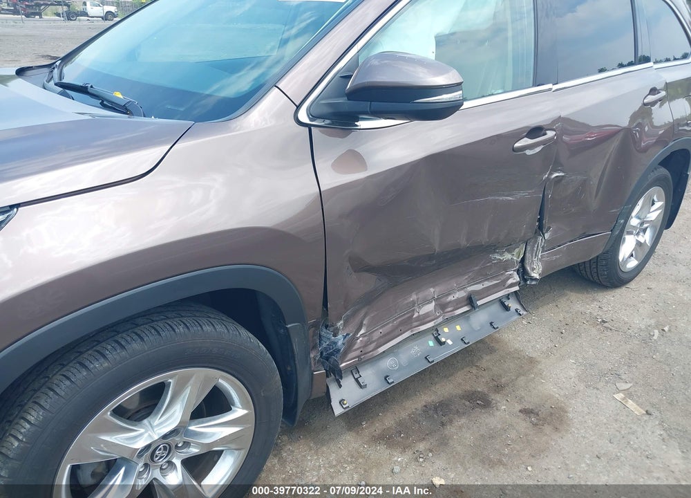 2018 TOYOTA HIGHLANDER LIMITED VIN: 5TDDZRFH7JS830949