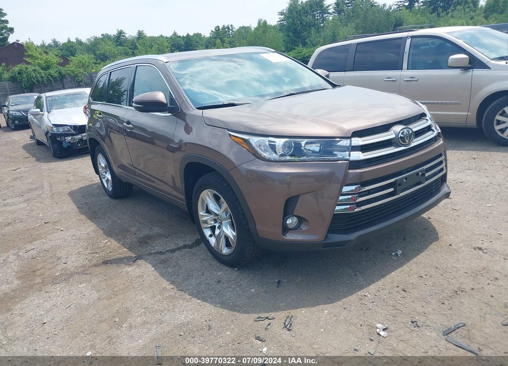 2018 TOYOTA HIGHLANDER LIMITED VIN: 5TDDZRFH7JS830949