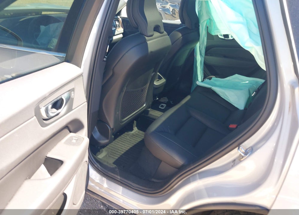 2022 VOLVO XC60 VIN: YV4L12RK3N1024348