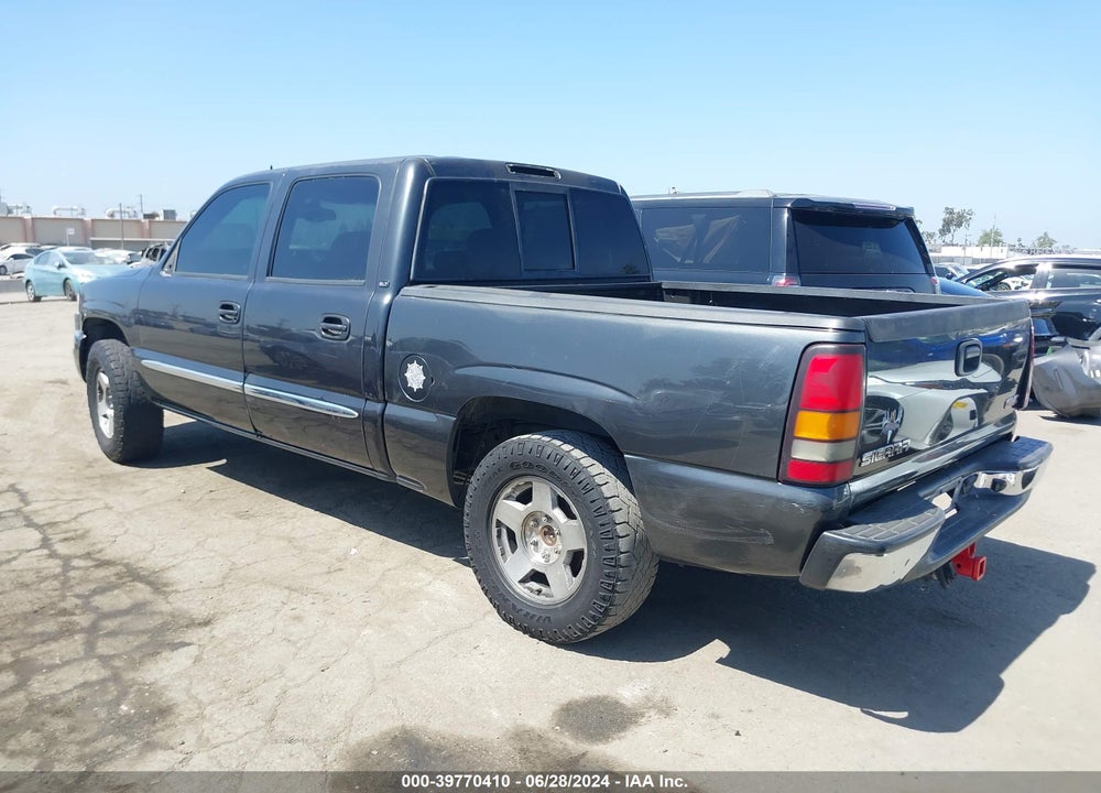 2005 GMC SIERRA 1500 SLT VIN: 2GTEC13T751134802