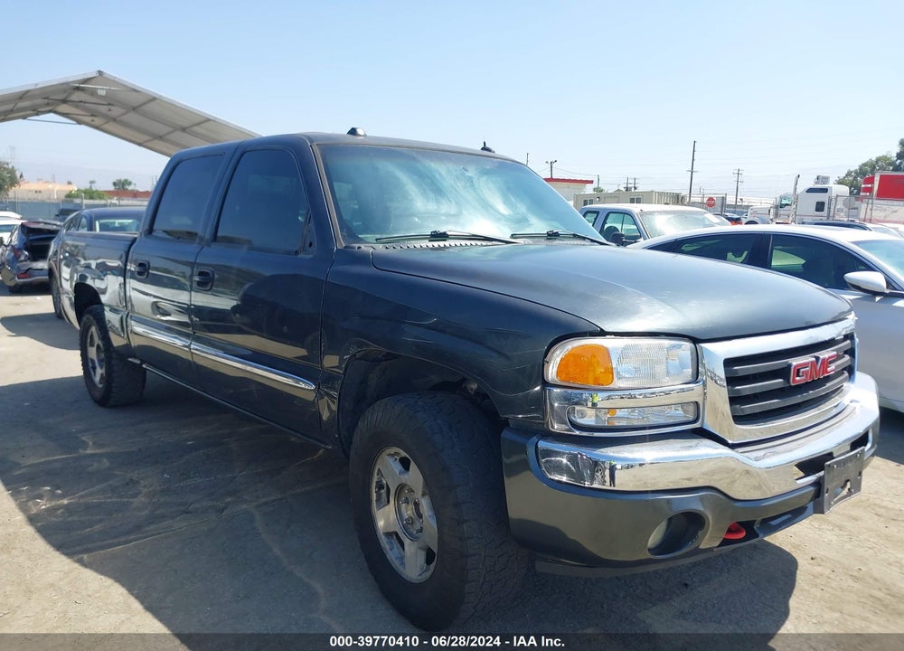 2005 GMC SIERRA 1500 SLT VIN: 2GTEC13T751134802
