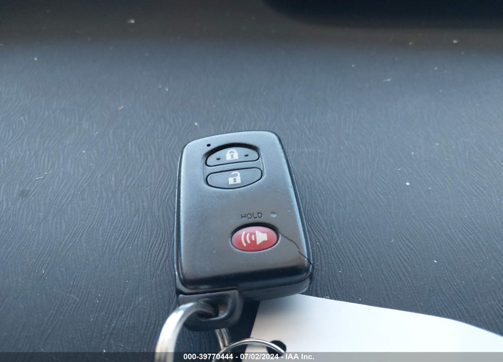 2015 TOYOTA PRIUS TWO VIN: JTDKN3DUXF2000206