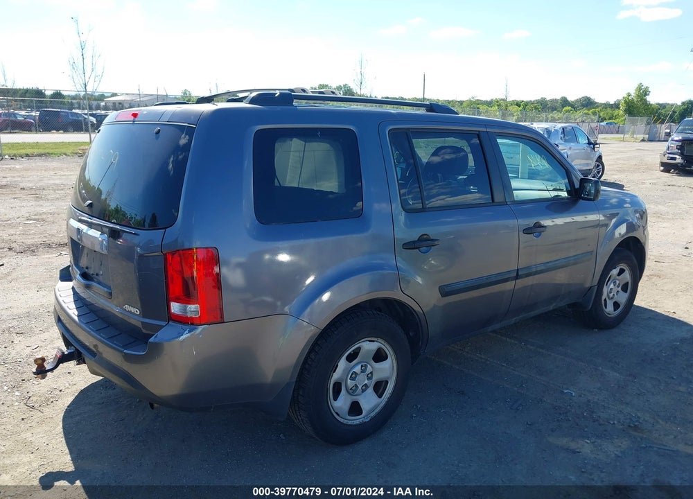 2014 HONDA PILOT LX VIN: 5FNYF4H28EB005213