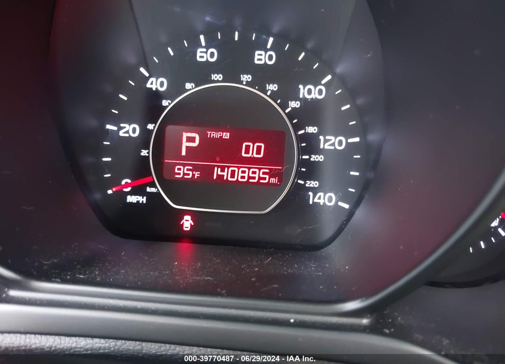 2016 KIA SOUL VIN: KNDJN2A20G7845904