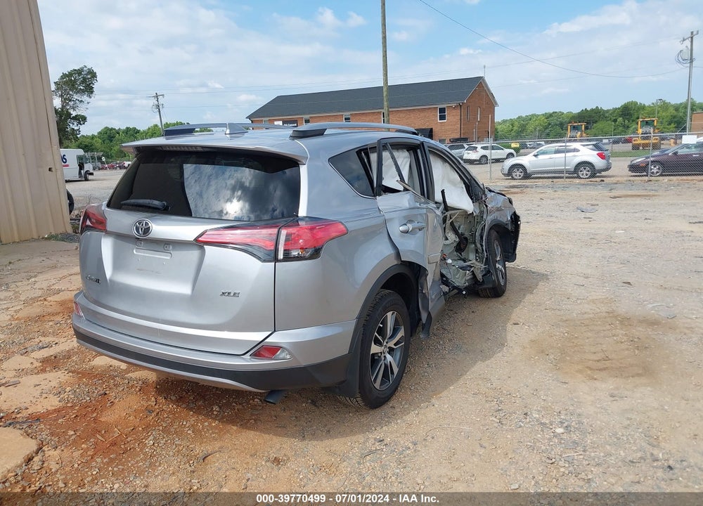 2017 TOYOTA RAV4 XLE VIN: 2T3WFREV8HW392105
