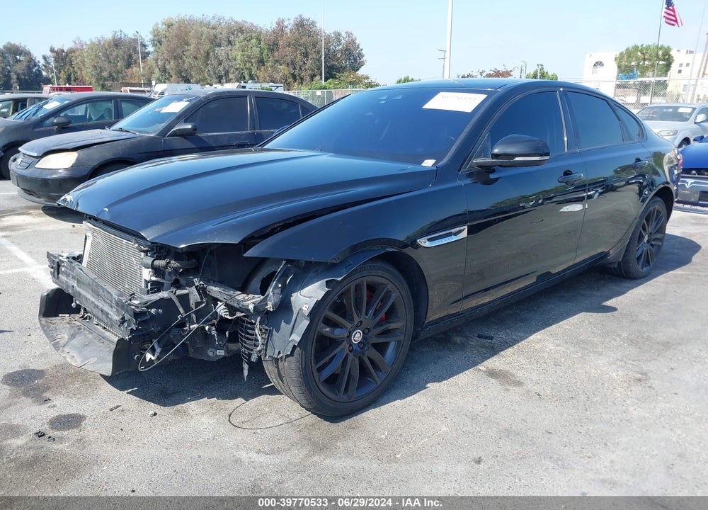 2016 JAGUAR XF 35T PRESTIGE VIN: SAJBK4BV9GCY17688