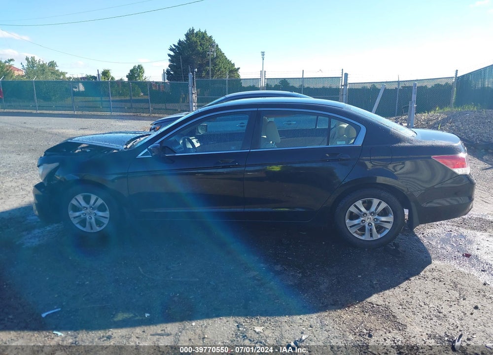 2011 HONDA ACCORD 2.4 LX-P VIN: 1HGCP2F40BA021685
