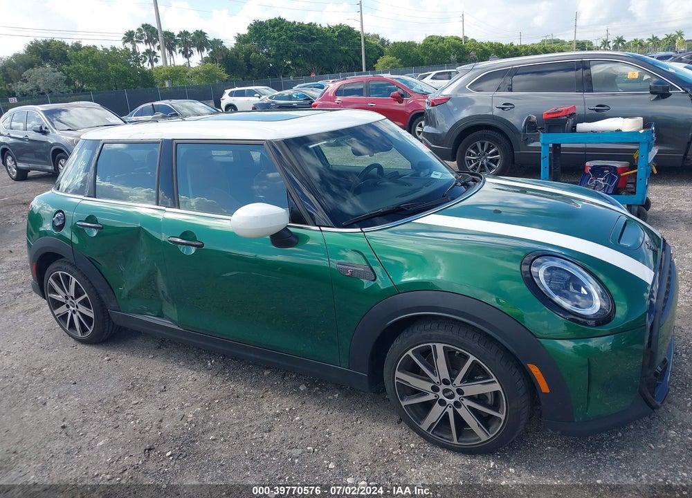 2022 MINI HARDTOP COOPER S VIN: WMW53DK0XN2S07537
