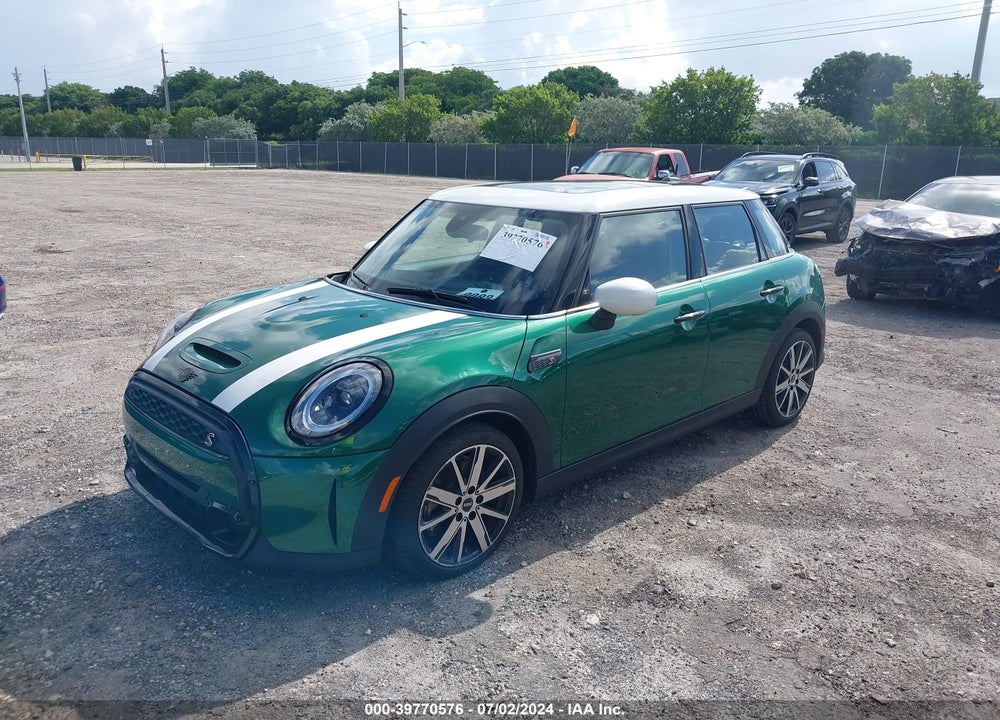 2022 MINI HARDTOP COOPER S VIN: WMW53DK0XN2S07537