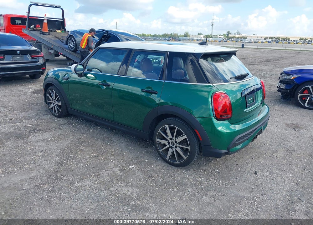 2022 MINI HARDTOP COOPER S VIN: WMW53DK0XN2S07537