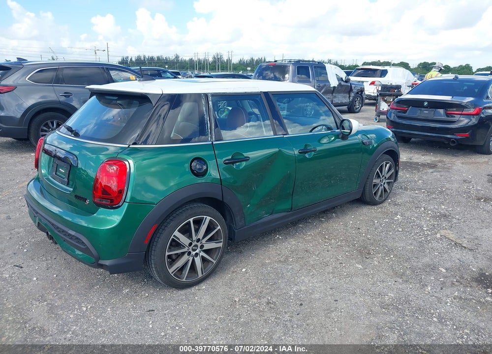 2022 MINI HARDTOP COOPER S VIN: WMW53DK0XN2S07537