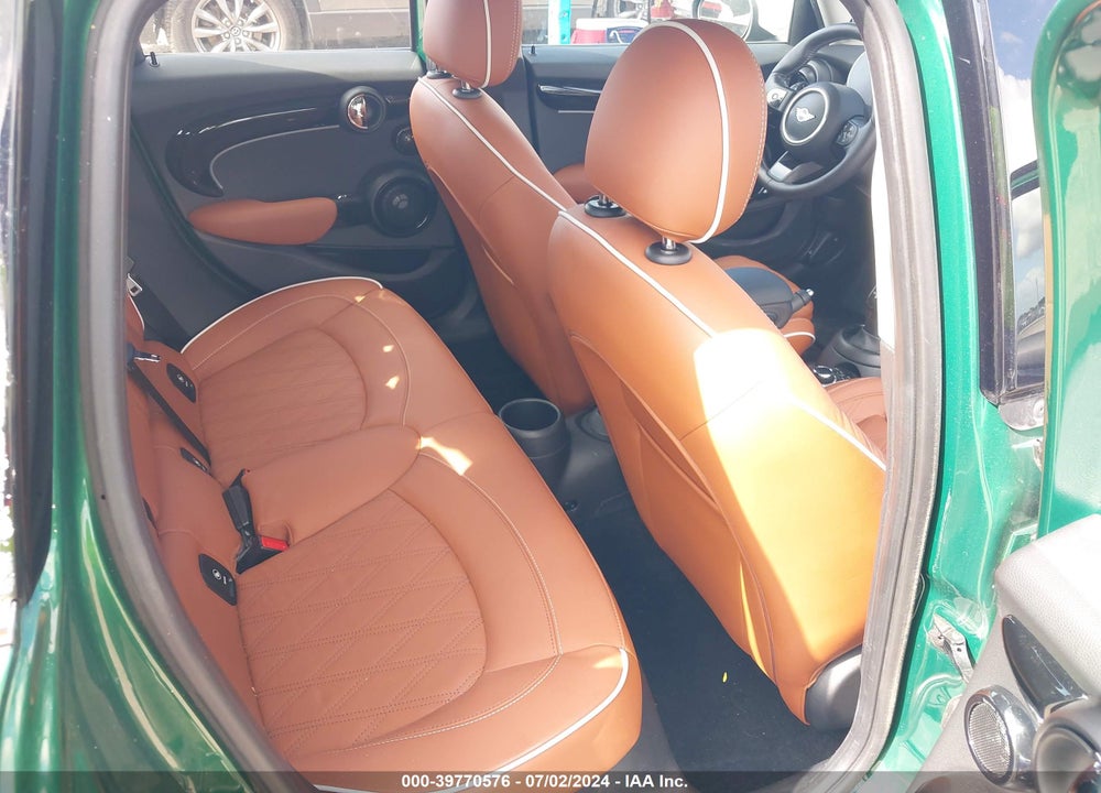 2022 MINI HARDTOP COOPER S VIN: WMW53DK0XN2S07537