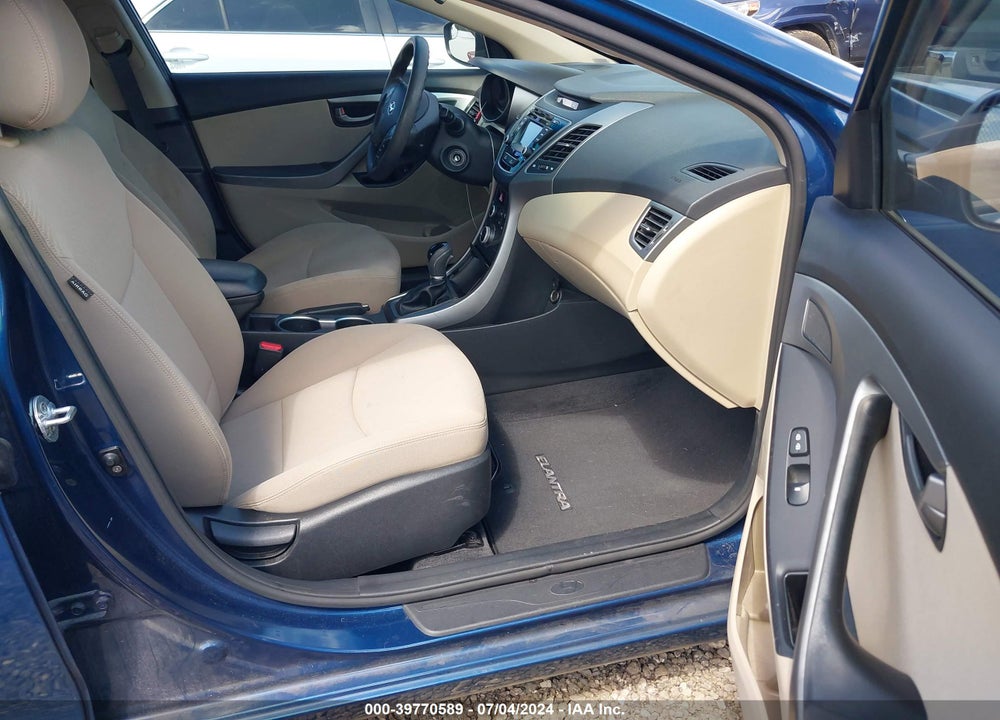2015 HYUNDAI ELANTRA SE VIN: KMHDH4AE1FU389286