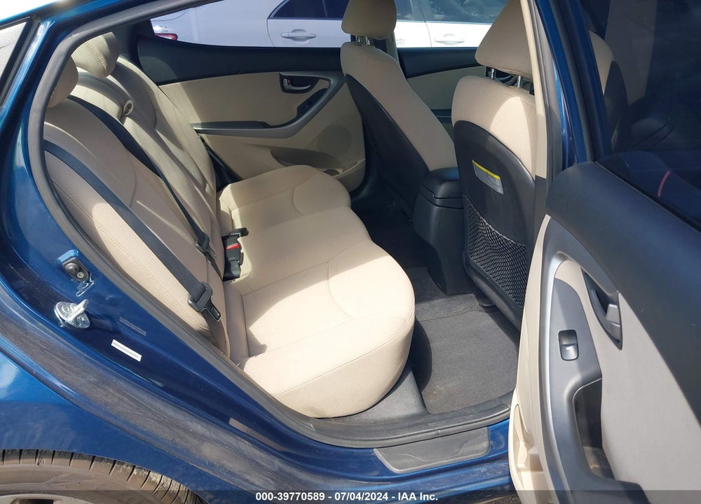 2015 HYUNDAI ELANTRA SE VIN: KMHDH4AE1FU389286