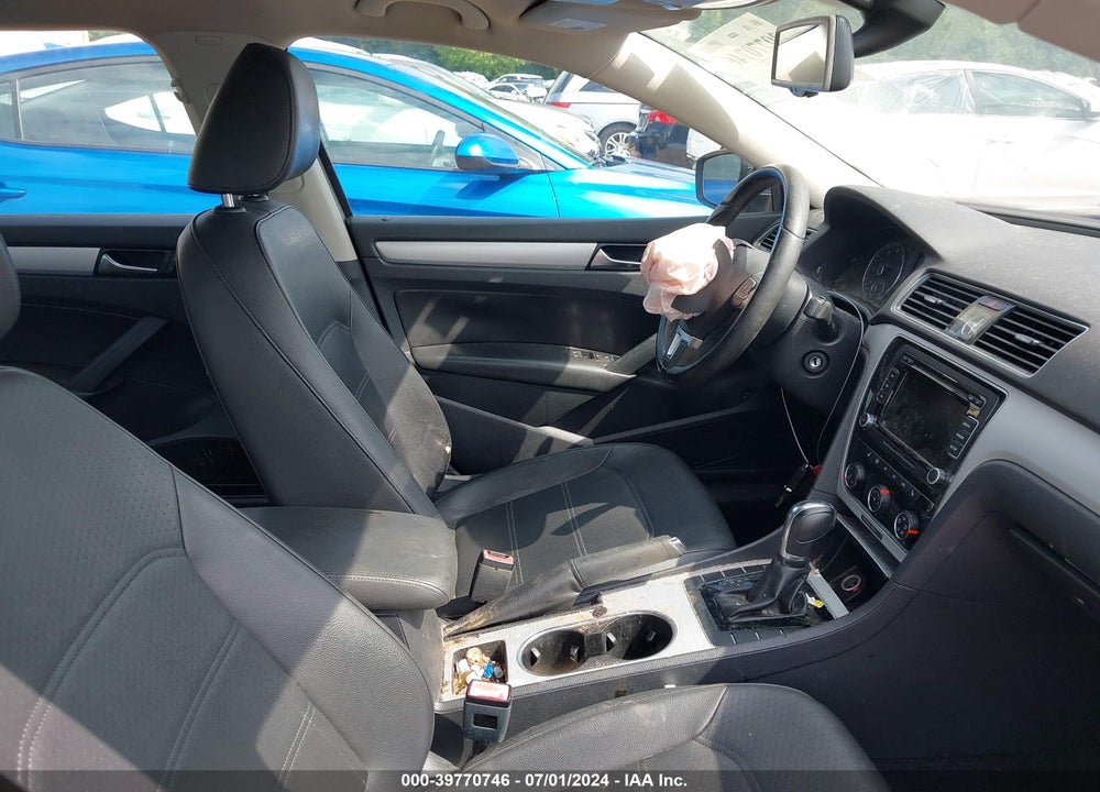 2013 VOLKSWAGEN PASSAT 2.5L SE VIN: 1VWBP7A35DC055051