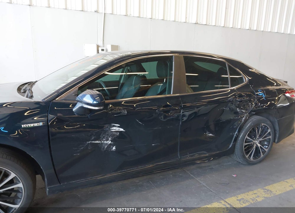 2020 TOYOTA CAMRY SE HYBRID VIN: 4T1J31AK4LU529543